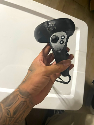 Oculus touch controllers - oculus,